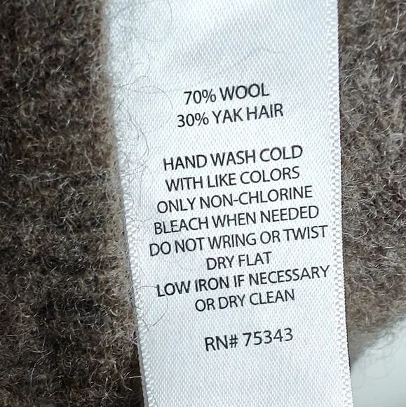 Adrienne Vittadini wool yak hair brown toggle cardigan sweater Size XL - Picture 6 of 7